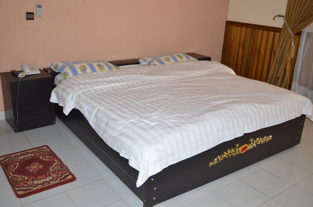 Ouaga Beach Hotel Wagadugu Zewnętrze zdjęcie